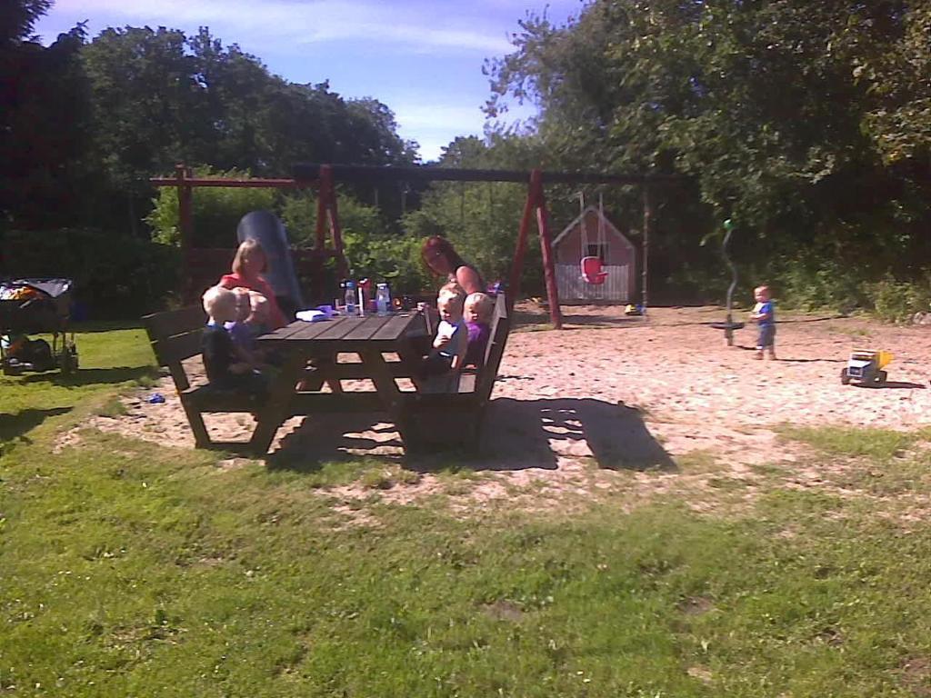 Hjemstavnsgardens Camping & Cottages Glamsbjerg Exterior photo